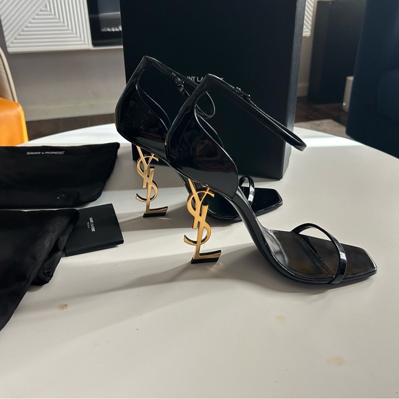 YSL heels - Picture 4 of 5